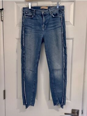 7 for All Mankind Lux Vintage The Ankle Skinny Jeans 29  Asymmetrical Frayed Hem